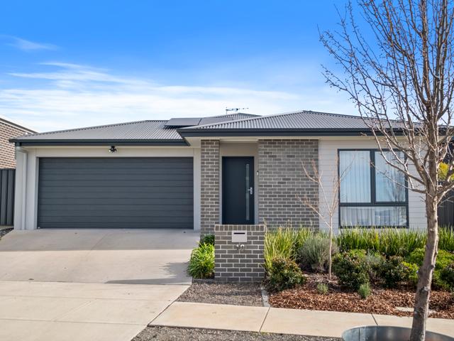 10 Neville Gare Street, ACT 2611
